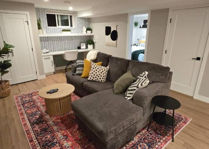 Boho Bliss - Just steps away from the Hospital