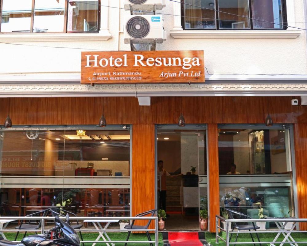 фото Hotel Resunga Arjun