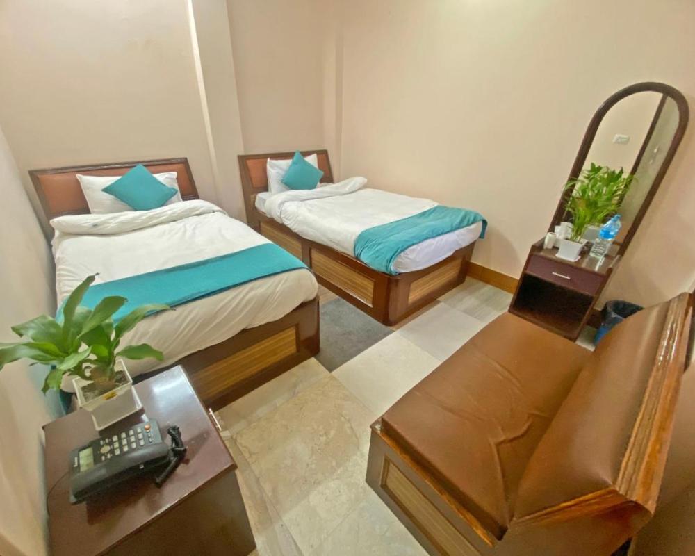 фото Hotel Resunga Arjun
