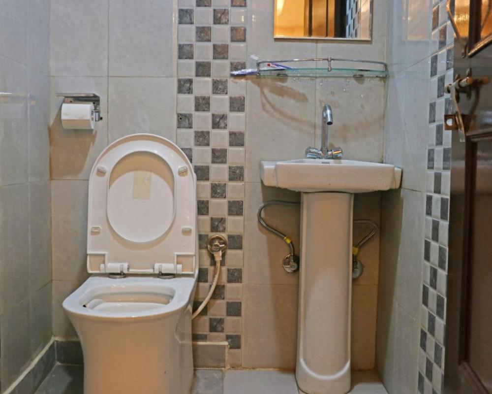фото Hotel Resunga Arjun