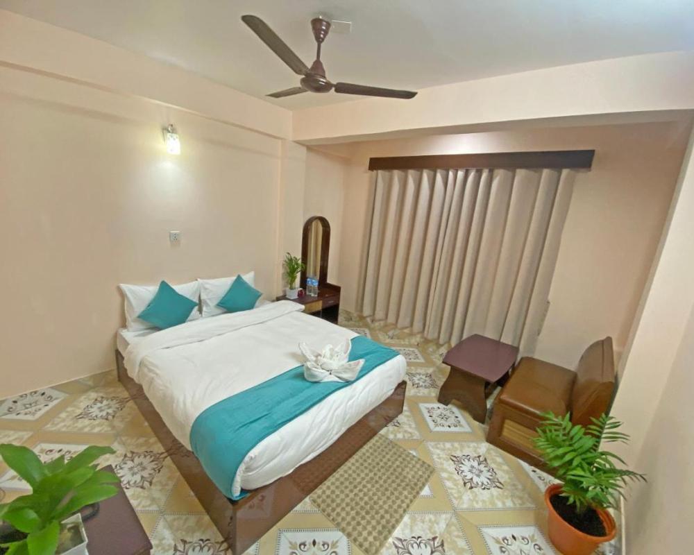 фото Hotel Resunga Arjun