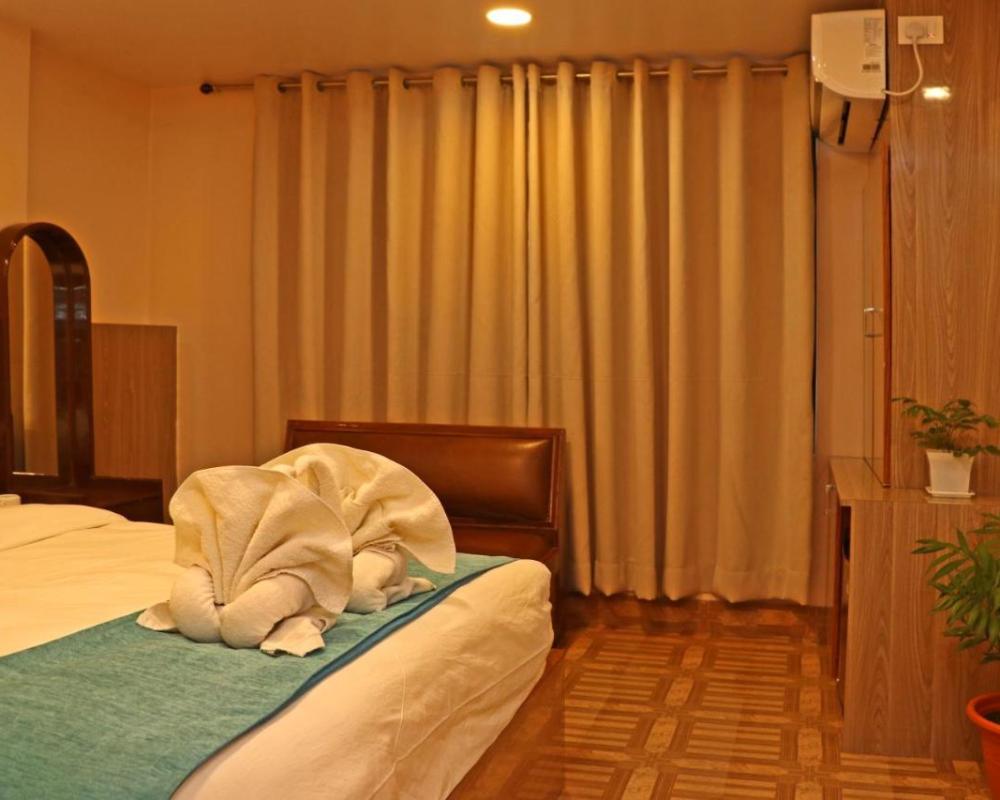 фото Hotel Resunga Arjun