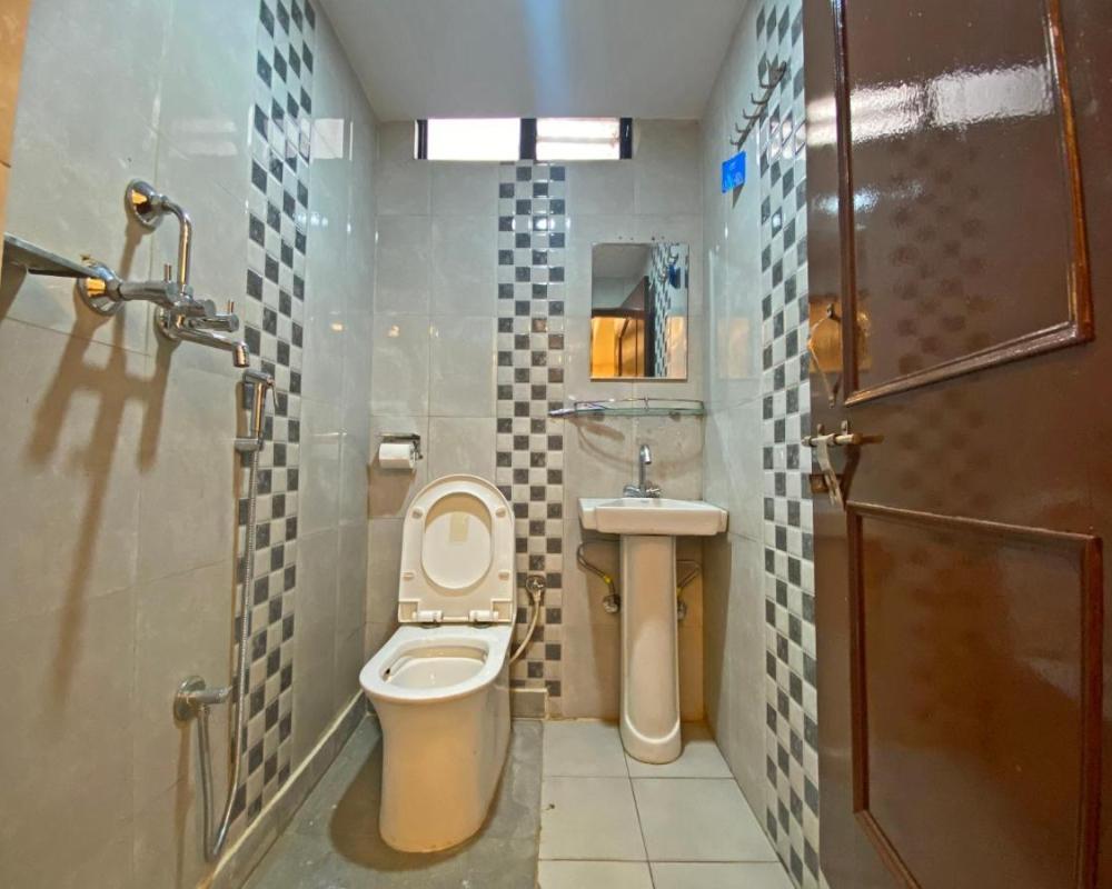 фото Hotel Resunga Arjun