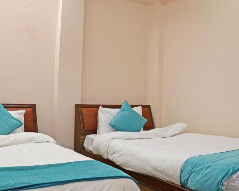 фото Hotel Resunga Arjun