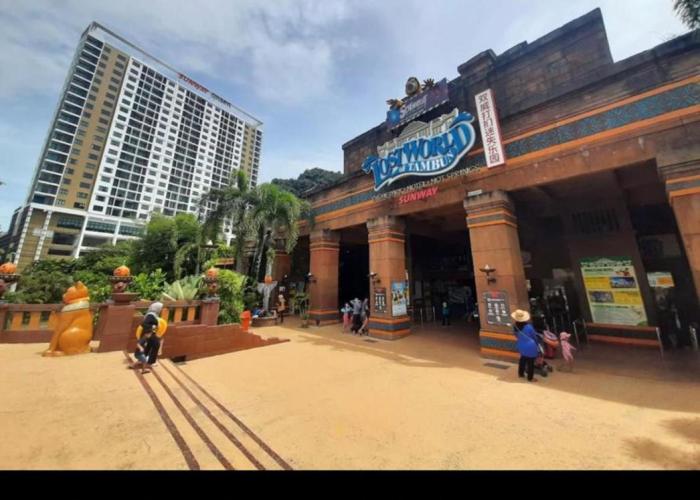 Sunway Onsen Signature Themepark Suites with Hotspring by IWH Suites
