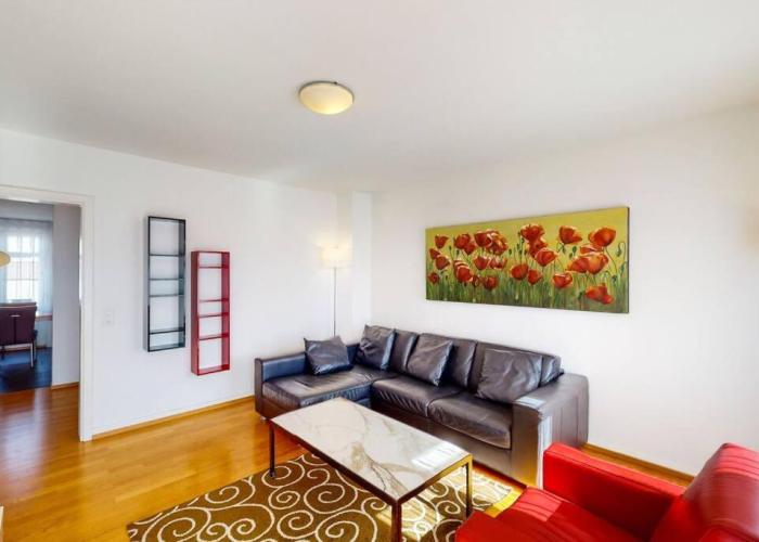 3BR city flat near Bellevue! - SF6