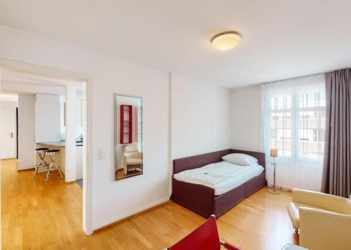 3BR city flat near Bellevue! - SF6