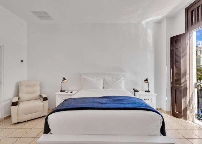 Armas Hotel