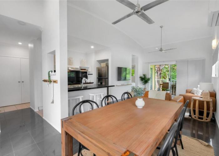 Wallaby Outlook The Perfect Family Escape