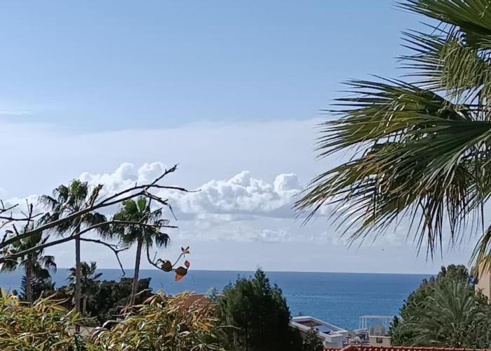 Sea view Beach House with Pool