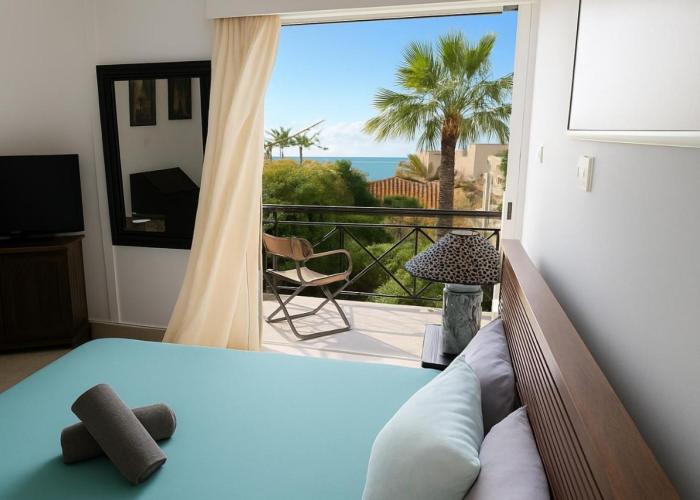 Sea view Beach House with Pool