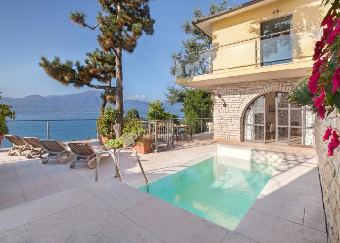 Villa Vista Lago With Pool