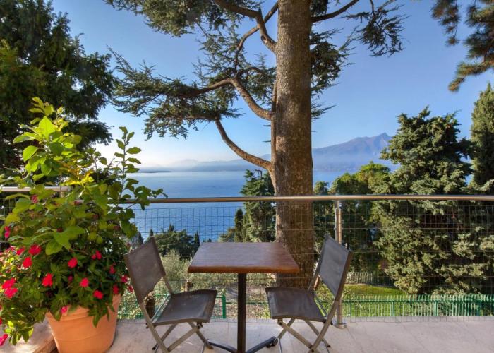 Villa Vista Lago With Pool