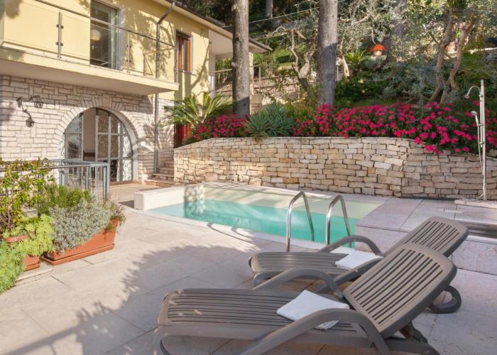 Villa Vista Lago With Pool