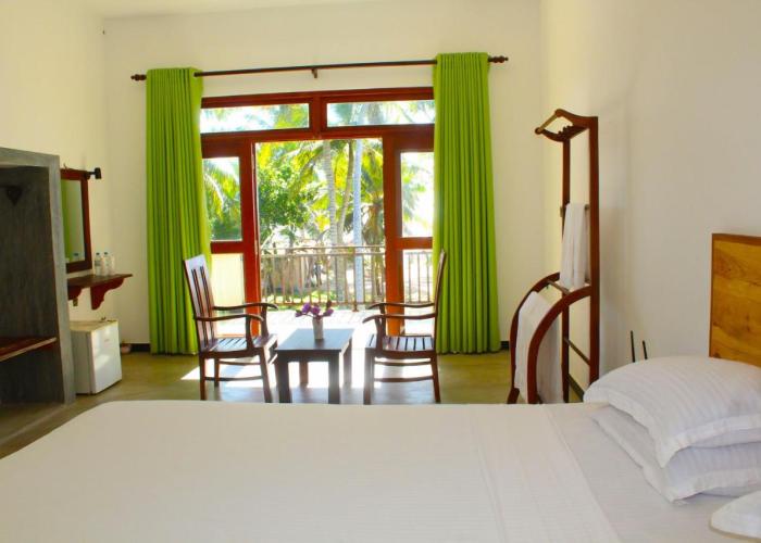 CPS Lihini Beach Hotel