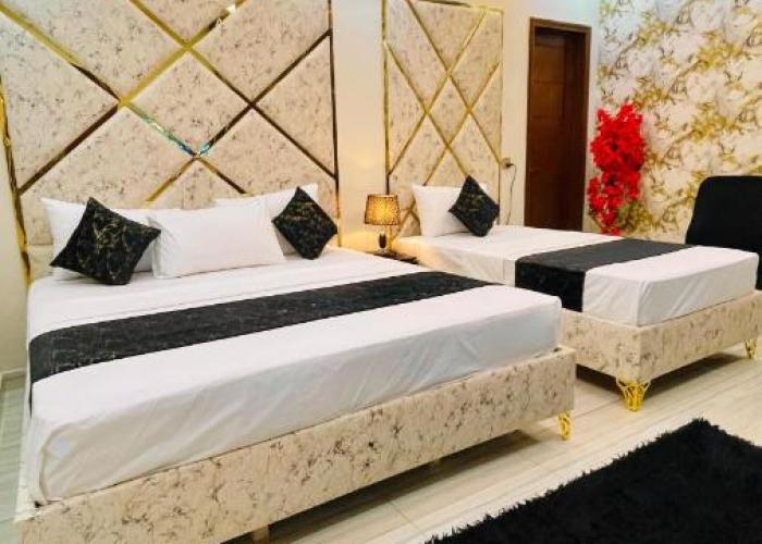 Holiday Guest House Lahore