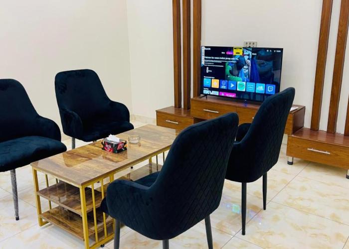 Holiday Guest House Lahore