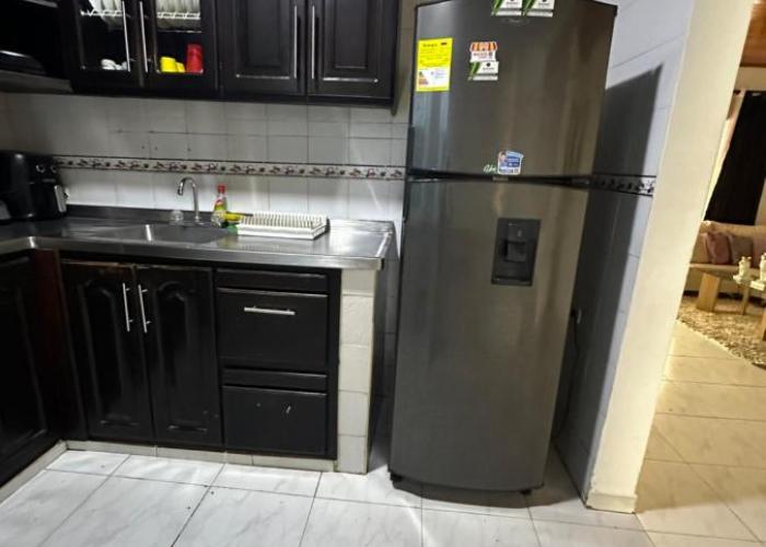 Casa con tres dormitorios y garaje