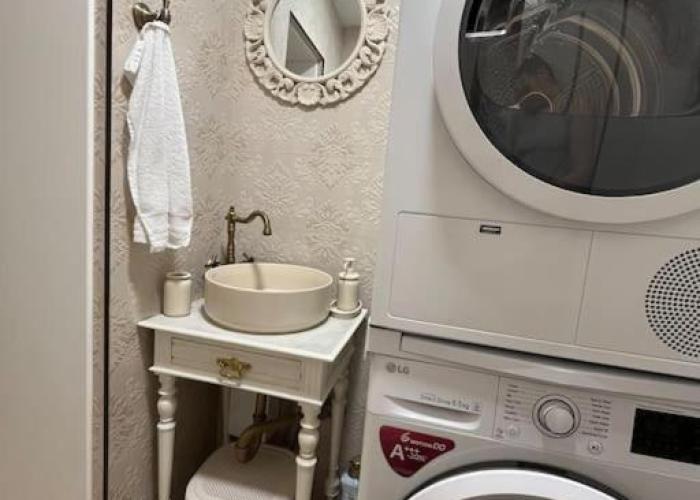 Ellie Soe Apartment Free parking 5 min to Metro