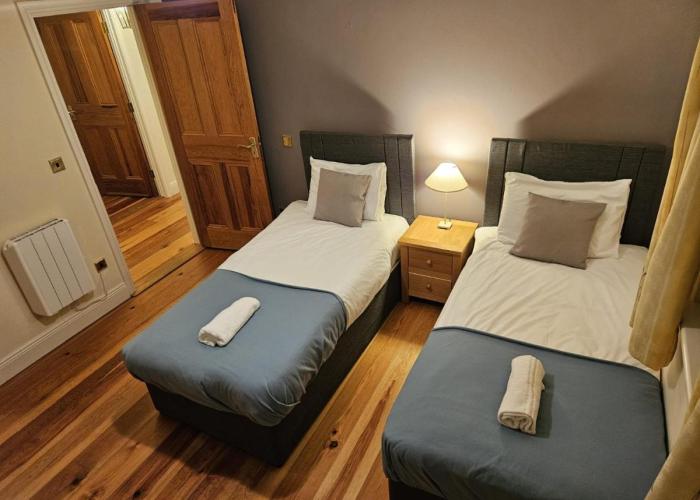 8 Clos Na Feirme Three Bedroom House with Hot Tub