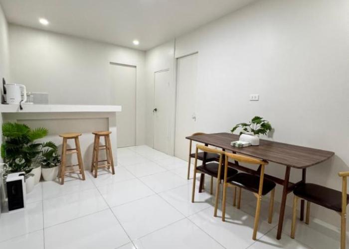KM Suites 2BR Unit Near San Juan LU