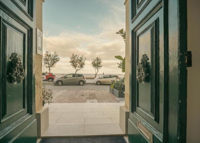 Sliema Central O'Clock B&B Malta