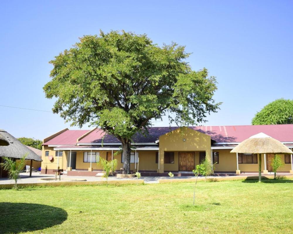 фото Wingate Hotel