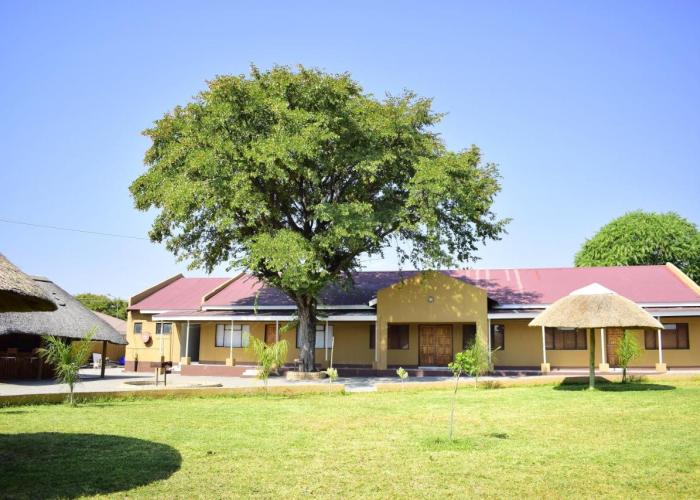Wingate Hotel