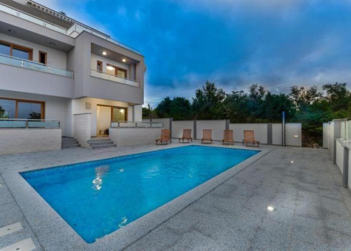 Villa with pool, 50 m from the sandy beach - ID 2209 by Traveler tourist agency Krk