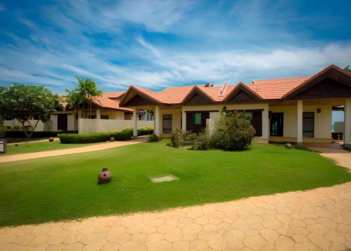 Karambunai Luxury Stay 01