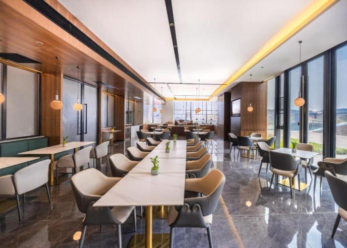 Atour Hotel Yibin Lingang University Town Convention and Exhibition Center
