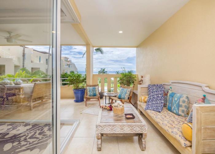 Condo Seabreeze - Beachfront Comfort in Faro de Mita