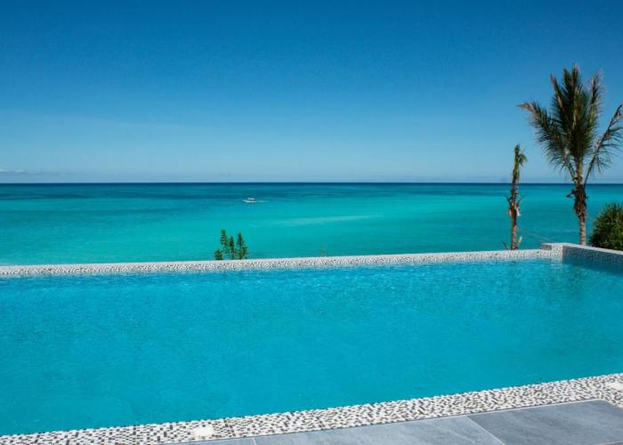Oasis Blu Beach Resort-Adults Only