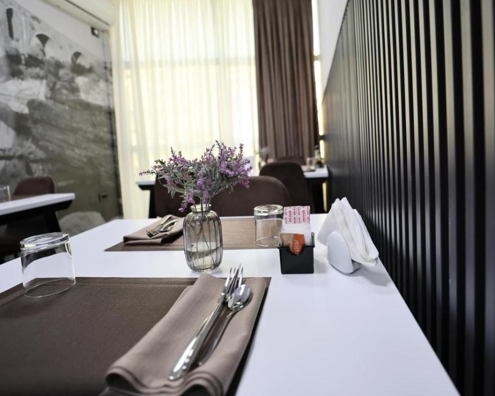 фото Hotel Dirista