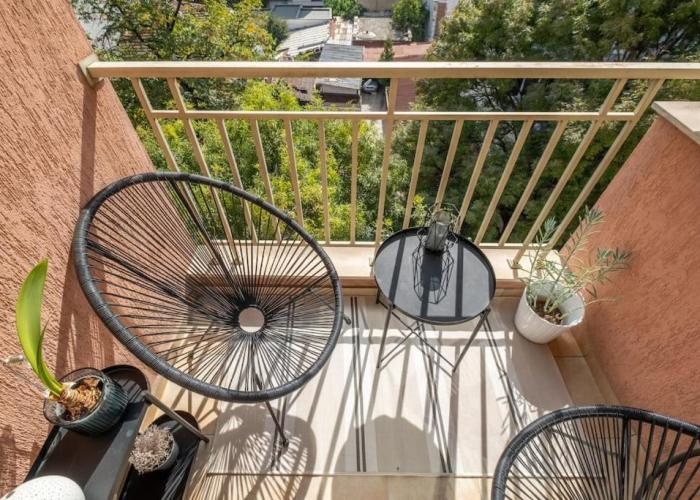 iLonka's Home 1 BDR with Workspace and Terrace