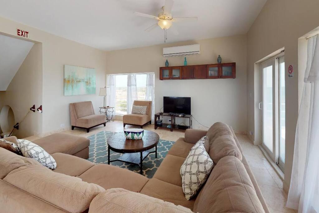 фото Villa White