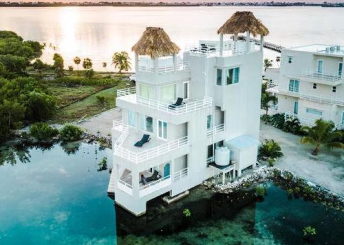 Villa White