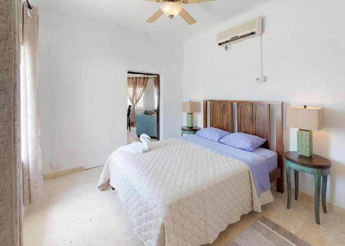 Villa White