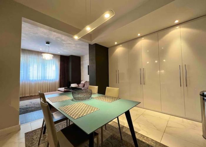 Perfectly Sumptuous Centre Apartment, 2-minute walk from Vitosha Boulevard