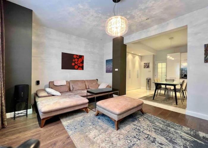 Perfectly Sumptuous Centre Apartment, 2-minute walk from Vitosha Boulevard