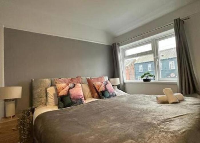 Spacious 4Bedroom House in Warrington - Sleeps 8