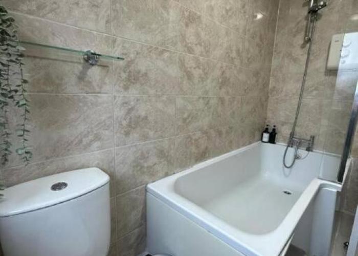Spacious 4Bedroom House in Warrington - Sleeps 8