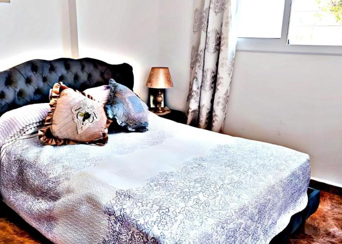 Luxury 3-bedroom apartments 5-min to the Airport