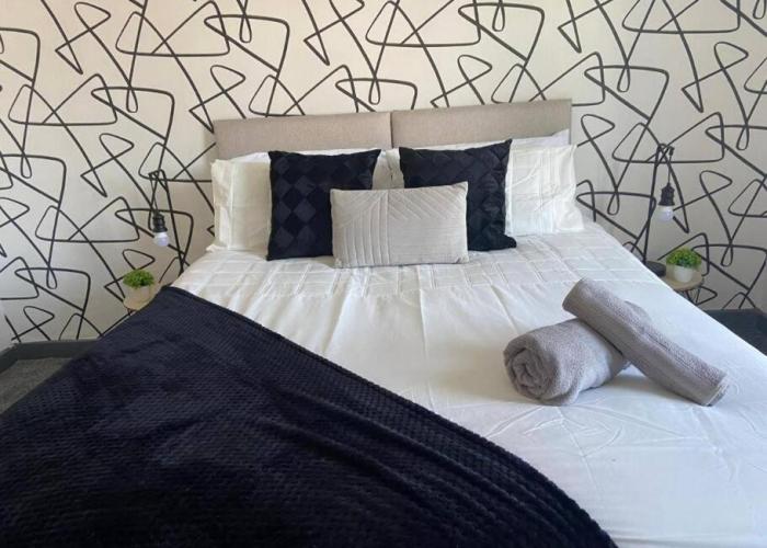 Stylish 3-Bedroom House in Warrington - Sleeps 5