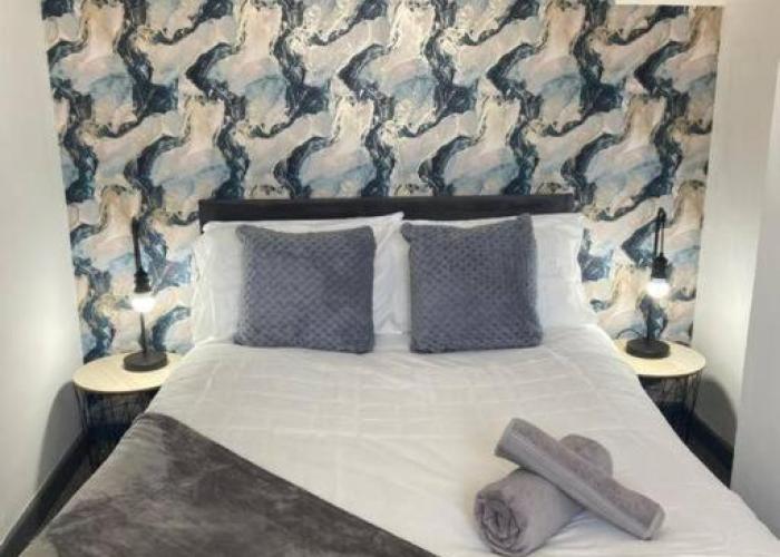 Stylish 3-Bedroom House in Warrington - Sleeps 5
