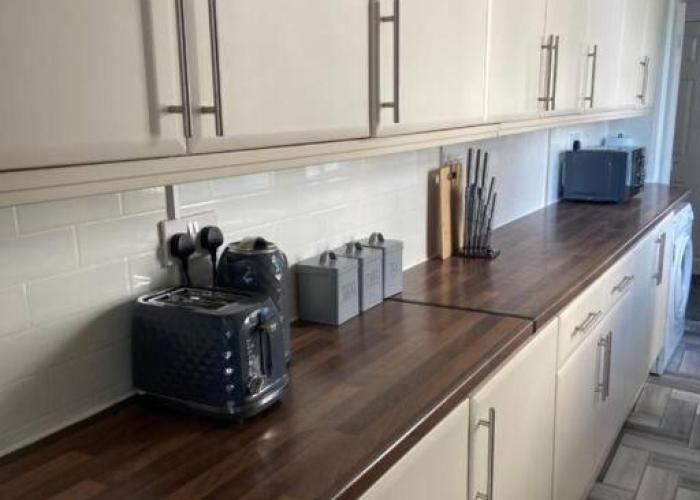 Stylish 3-Bedroom House in Warrington - Sleeps 5