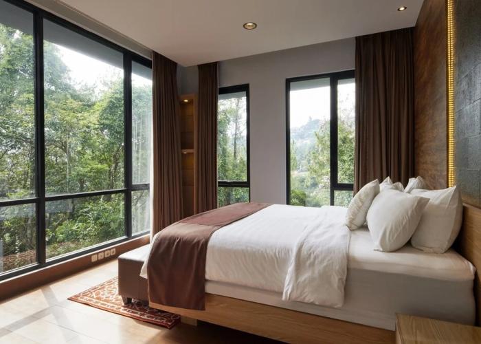 Radiance Hill View 10BR Villa with a Private heated swimming Pool
