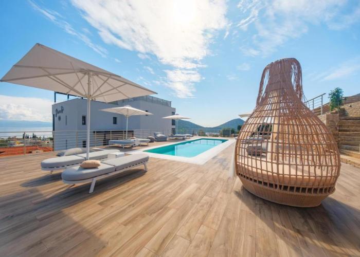 Yiannis Place