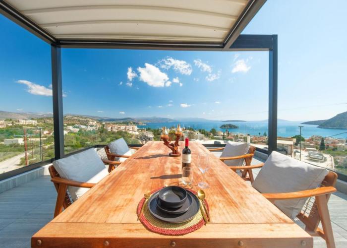 Yiannis Place