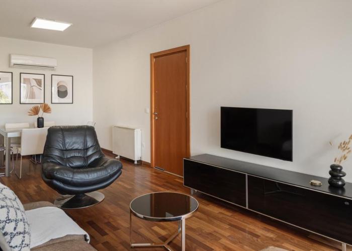 Phaedrus Living Evergreen City Flat